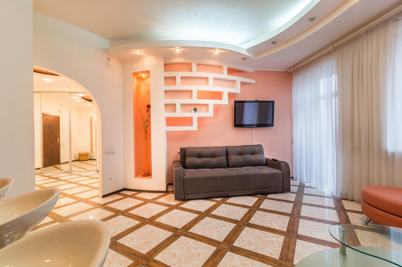 Lux Near Most City With Panoramic Windows دنيبروبيتروفسك المظهر الخارجي الصورة