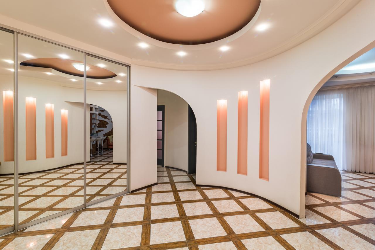 Lux Near Most City With Panoramic Windows دنيبروبيتروفسك المظهر الخارجي الصورة