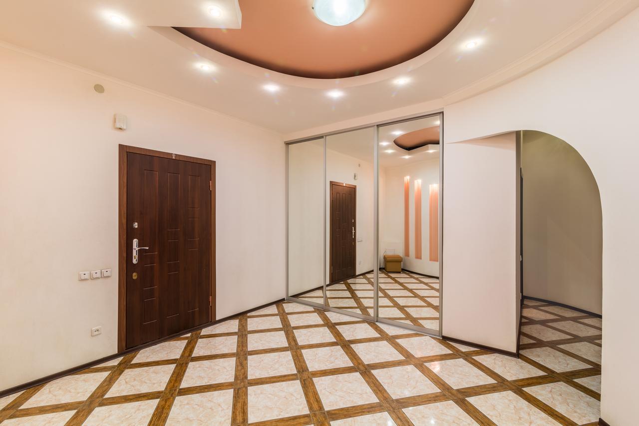 Lux Near Most City With Panoramic Windows دنيبروبيتروفسك المظهر الخارجي الصورة