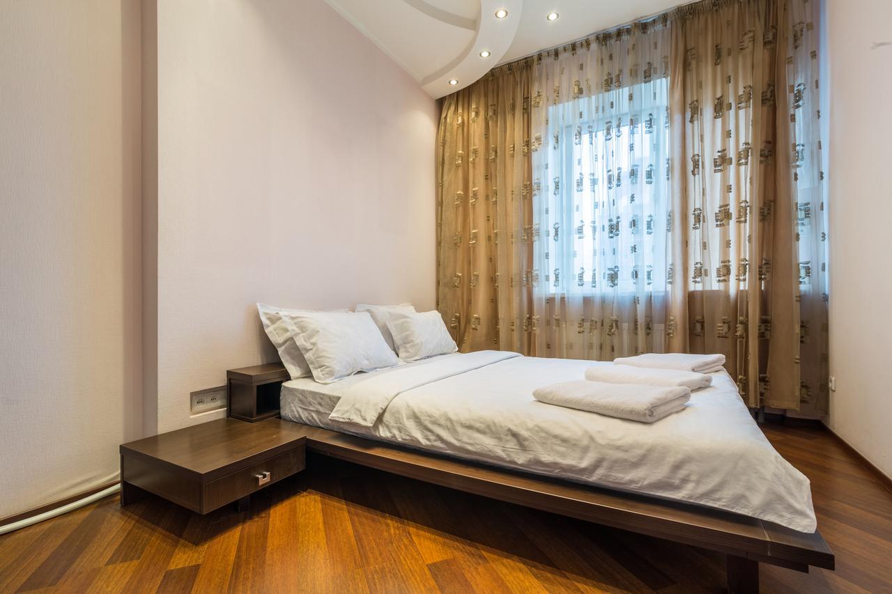 Lux Near Most City With Panoramic Windows دنيبروبيتروفسك المظهر الخارجي الصورة